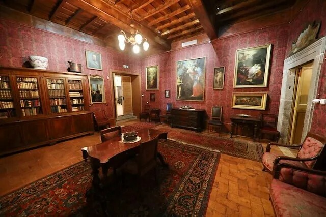 Appartamenti nel Castello Orsini a Castel Madama, il paese di Margherita d'Austria 